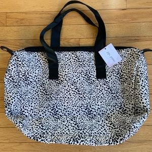 Mali & Lili Weekender Bag Cream/Leopard Print